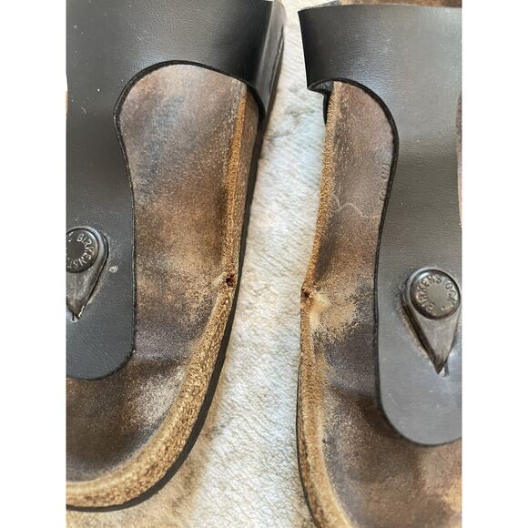 Birkenstock Size 39 Gizeh Birko Flor Sandals Black Leather Buckle Preloved - Picture 5 of 11
